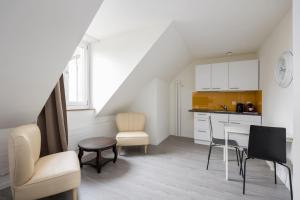 Kuchyň nebo kuchyňský kout v ubytování Superior Studio On Top Floor BE-51