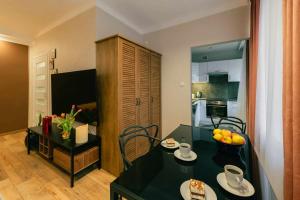 Kuchyňa alebo kuchynka v ubytovaní Apartament Pod 13