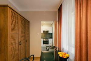Kuchyňa alebo kuchynka v ubytovaní Apartament Pod 13