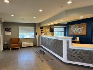 a lobby of a hospital with a waiting room at Microtel Inn and Suites Independence in Independence