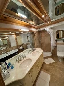 Koupelna v ubytování Fürstliches Appartement in Reith bei Kitzbühel
