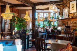 Restoran atau tempat lain untuk makan di Woolpack Inn