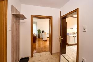 Kuchyň nebo kuchyňský kout v ubytování Ferienwohnung Haus Waldblick