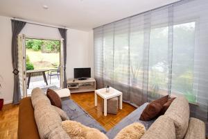 Posezení v ubytování Ferienwohnung Haus Waldblick