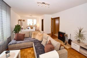 Posezení v ubytování Ferienwohnung Haus Waldblick
