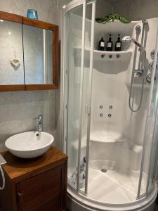 Koupelna v ubytování Craigbreck Farm Cottage + 16 fotografií