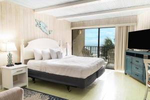 Gallery image of Rustic Charm with Ocean Front Views 3rd Floor in Pawleys Island