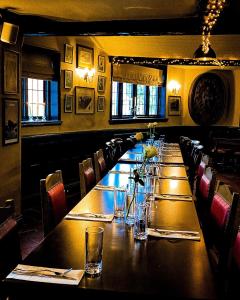 Restaurace v ubytování The Crown Inn at Benson