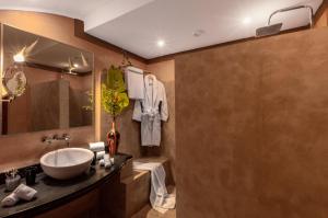 Ένα μπάνιο στο Palais Mirage d'Atlas, Hôtel de Luxe & Spa