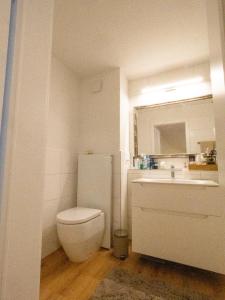 Ein Badezimmer in der Unterkunft Exclusive Unterkunft in 15min bis Hallenstadion - Zürich City - Flughafen ZH