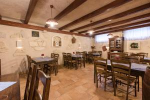 Restaurace v ubytování B&B Dujmović