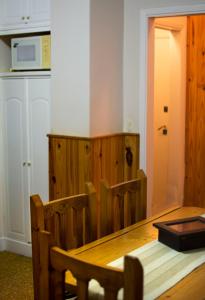 Posezení v ubytování Departamento en peatonal frene al mar