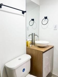 A bathroom at Moderna Casa Familiar