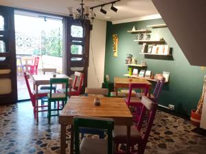 Afbeelding uit fotogalerij van Hostel La Iguana Café in Pereira +25 foto's