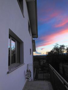 Ein Balkon oder eine Terrasse in der Unterkunft La Villa Bianca Guest house