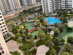 an aerial view of a park in a city at Vinhome Grand Park Homestay-Sweet Home Origami in Long Bình