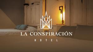 Vottorð, verðlaun, skilti eða annað skjal til sýnis á La Conspiración Hotel
