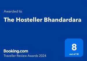Palkinto, sertifikaatti, kyltti tai muu asiakirja, joka on esillä majoituspaikassa The Hosteller Bhandardara