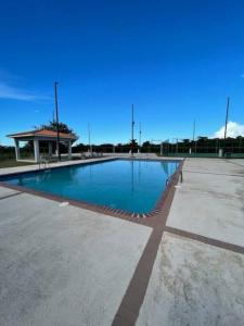 Swimming pool sa o malapit sa Ocean view condo