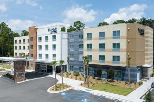 an image of the hampton inn suites anaheim at Fairfield by Marriott Inn & Suites Hardeeville I-95 North in Hardeeville