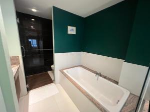 Ένα μπάνιο στο Siam Triangle Hotel Chiang Sean