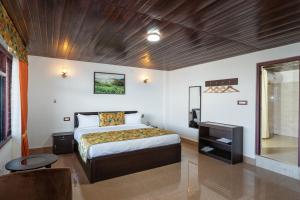 Summit Sherpa Mountain Hotel & Spa客房内的一张或多张床位