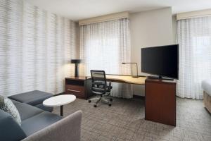 TV/Unterhaltungsangebot in der Unterkunft Residence Inn by Marriott Fort Myers at I-75 and Gulf Coast Town Center