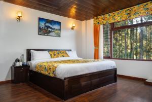 Summit Sherpa Mountain Hotel & Spa客房内的一张或多张床位