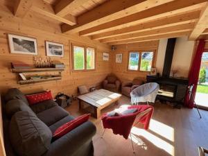 Χώρος καθιστικού στο Individual chalet for up to 12 people maximum