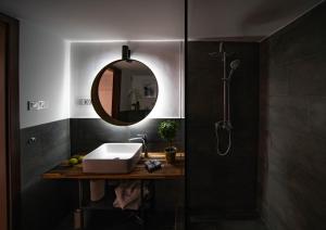 Kúpeľňa v ubytovaní Free Parking -Corvin Palace Residence-3BDRM,6ppl,Wifi,AC