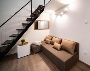 Posedenie v ubytovaní Free Parking -Corvin Palace Residence-3BDRM,6ppl,Wifi,AC