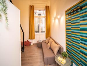 Posedenie v ubytovaní Free Parking -Corvin Palace Residence-3BDRM,6ppl,Wifi,AC