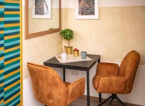 Posedenie v ubytovaní Free Parking -Corvin Palace Residence-3BDRM,6ppl,Wifi,AC