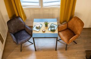 Posedenie v ubytovaní Free Parking -Corvin Palace Residence-3BDRM,6ppl,Wifi,AC