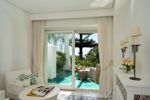 The swimming pool at or close to Hotel La Minerva