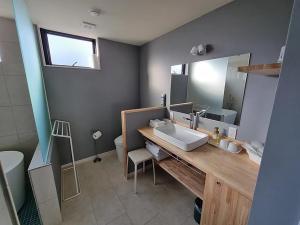 Een badkamer bij Yogo Rest Villa's - Vacation STAY 69147v