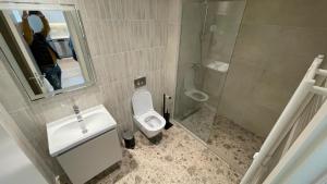 Ένα μπάνιο στο Skala Waterfront - Beograd na vodi +14 φωτογραφίες