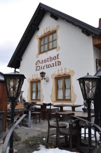 Fotografie z fotogalerie ubytování Gasthof Diewald v destinaci Raach am Hochgebirge