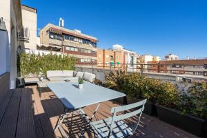 Balkón nebo terasa v ubytování Feelathome Waldorf Suites Apartments