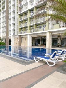 2BEDROOM Condo for rent in Quezon City 내부 또는 인근 수영장