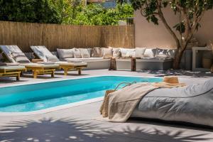 Bazén v ubytovaní Mystique Lagoon Villa alebo v jeho blízkosti + 37 fotografií