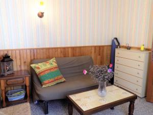 Postel nebo postele na pokoji v ubytování Ronce-les-Bains - EMPLACEMENT TOP pour cette RONCOISE RÉNOVÉE - COEUR