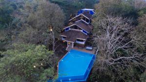 Vaade majutusasutusele Mae Terra - 4BHK Villa with Infinity Pool on Chorao Island linnulennult