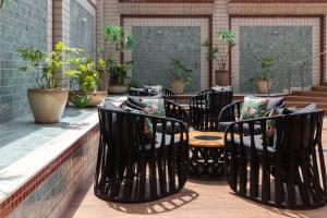 Hotel Dan Inn Uberlandia By Nacional Inn的休息区