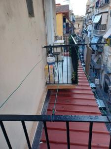 Balkón alebo terasa v ubytovaní B&B Appartamenti NAPOLI