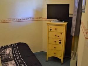 Et tv og/eller underholdning på Studio Cabine 4 Pers, Pied de Piste, Centre Station - FR-1-330-86