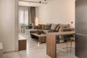 Posezení v ubytování Argostoli Cityscape Apartment + 27 fotografií