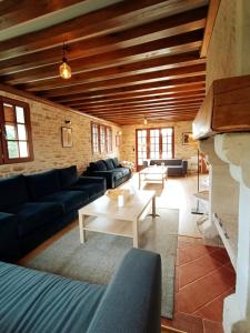 Seating area sa Villa Paséo - 11 Bedrooms - Large Heated Swimming Pool - Near Deauville