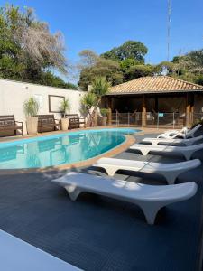 A piscina localizada em Hotel Jardim ou nos arredores