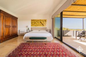 Postel nebo postele na pokoji v ubytování Villa Dama - Luxury Escape + 56 fotografií